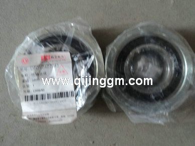 康明斯发动机配件 雷诺发动机配件 5010477345惰轴总成