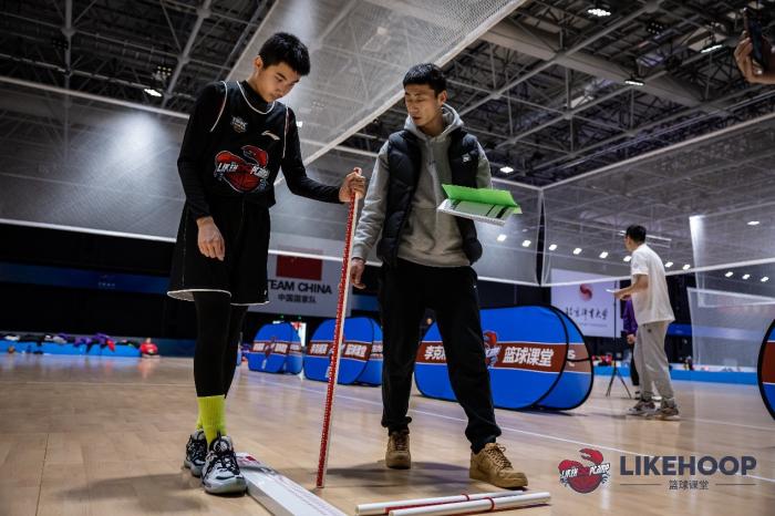 LIKEHOOP篮球课堂寒假集训圆满收官 二七基地科技