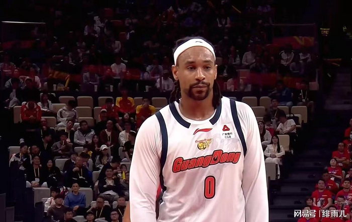 广东男篮或签NBA内线阿祖布伊克 引发战术革新