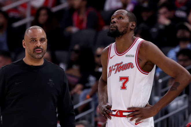 詹姆斯高效轰30分率湖人双杀火箭 7连胜巩固西部